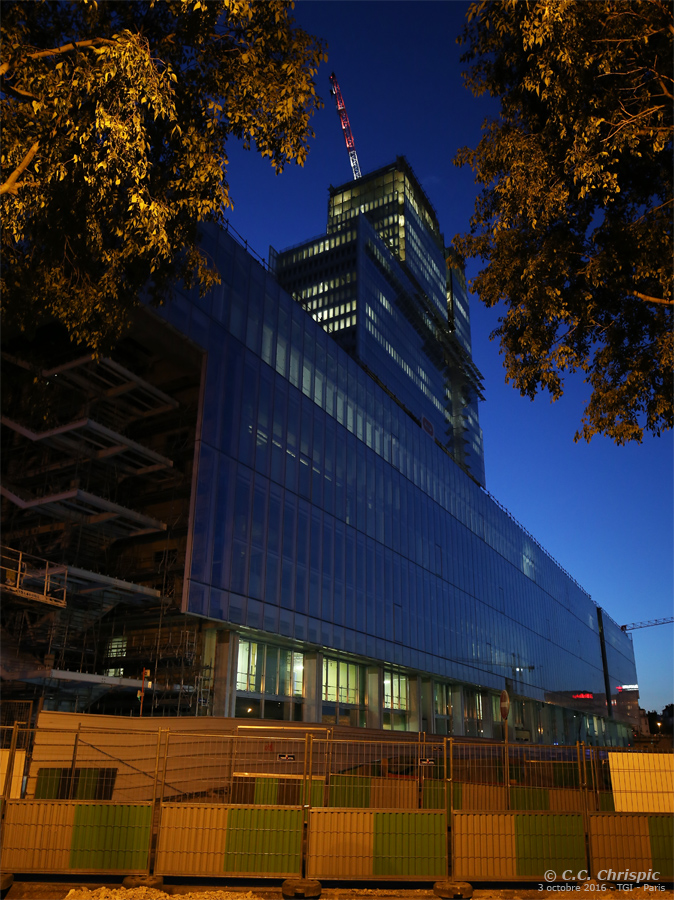 http://chrispics.fr/paris/chparis18.jpg